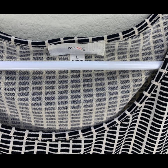 Top - Picture 2 of 2